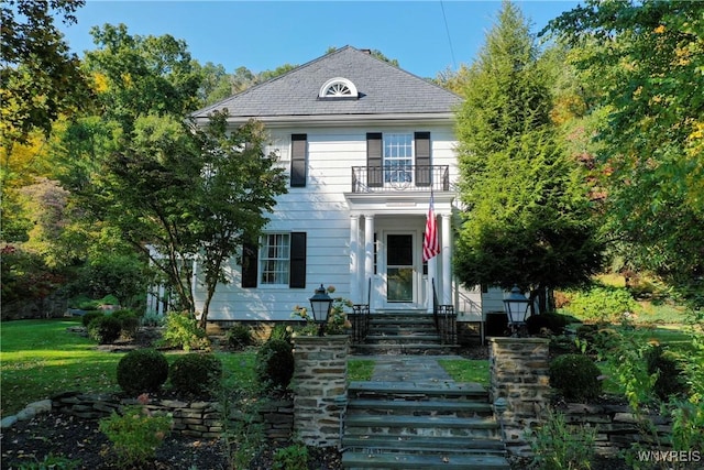 80 Lake St, Urbana, NY 14840 - view of front of home featuring a balcony