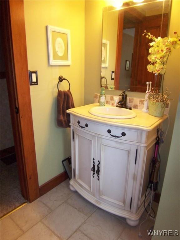 8330 Greiner Rd, Clarence, NY 14221 - bathroom with vanity