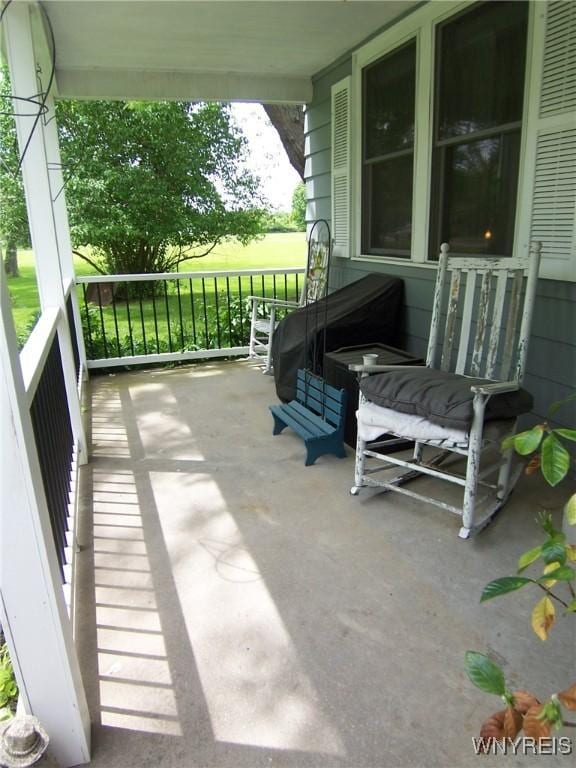 8330 Greiner Rd, Clarence, NY 14221 - view of porch