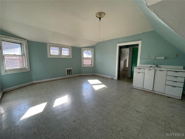 500 Massachusetts Ave, Buffalo, NY 14213 - bonus room featuring lofted ceiling, light floors, and baseboards