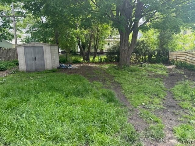 322 Eastern Ave, Herkimer, NY 13350 - view of yard