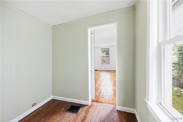 220 W Elm St, Oneida-Inside, NY 13421 - unfurnished room featuring dark wood-style floors and baseboards
