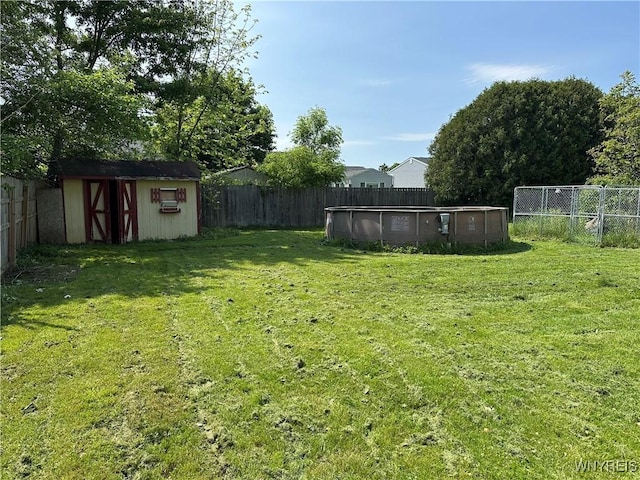6954 Academy Ln, Lockport-Town, NY 14094 - view of yard