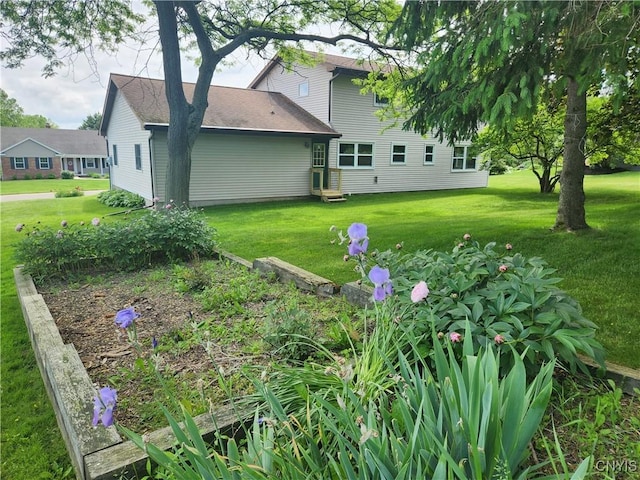 6 Heather Woods Ct, Skaneateles, NY 13152 - view of grassy yard