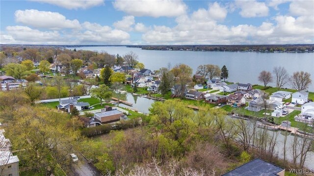 8217 Valle Dr, Niagara Falls, NY 14304 - photo 6