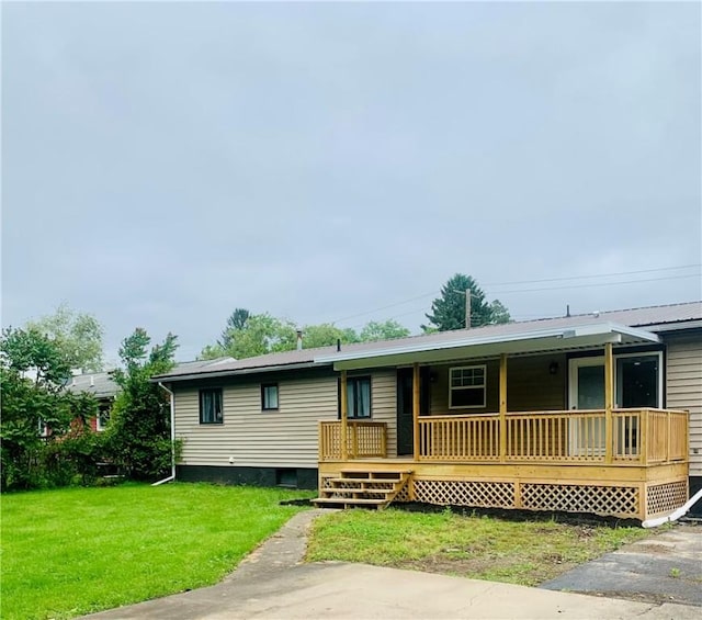 438 Hillview Ave, Southport, NY 14904 - view of front of home featuring a porch and a front lawn