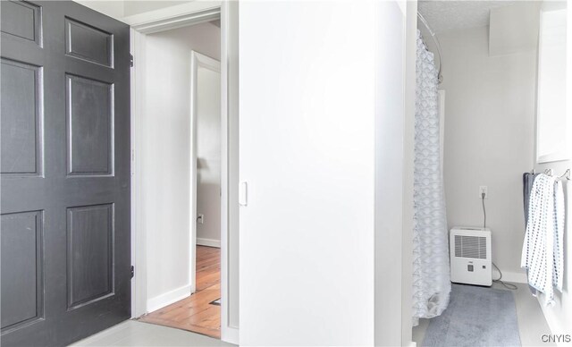 24401 Cheever Rd, Pamelia, NY 13601 - full bath with baseboards