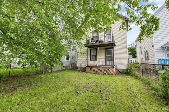 204 Crowley Ave, Buffalo, NY 14207 - back of house with a balcony