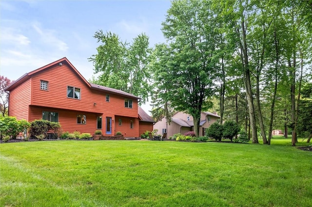 41 Pond Valley Cir, Penfield, NY 14526 - rear view of property with a yard