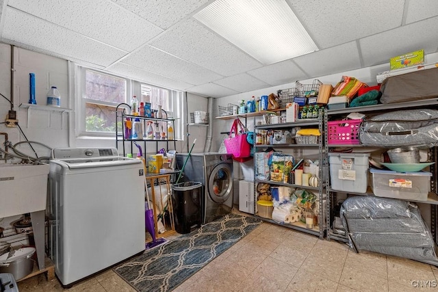 622 Stinard Ave, Syracuse, NY 13207 - laundry area with separate washer and dryer