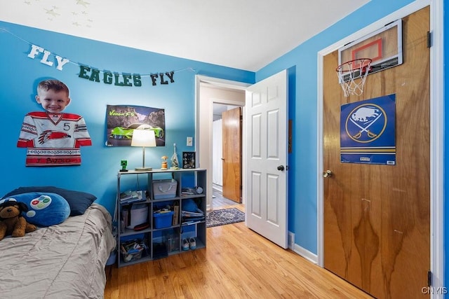 622 Stinard Ave, Syracuse, NY 13207 - bedroom with wood finished floors and baseboards