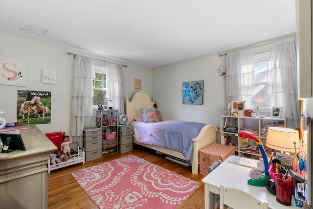 622 Stinard Ave, Syracuse, NY 13207 - bedroom featuring wood finished floors