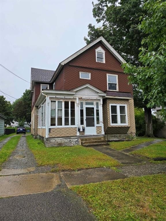 32 Vermont St, Bath, NY 14810 - view of front of house with a front yard