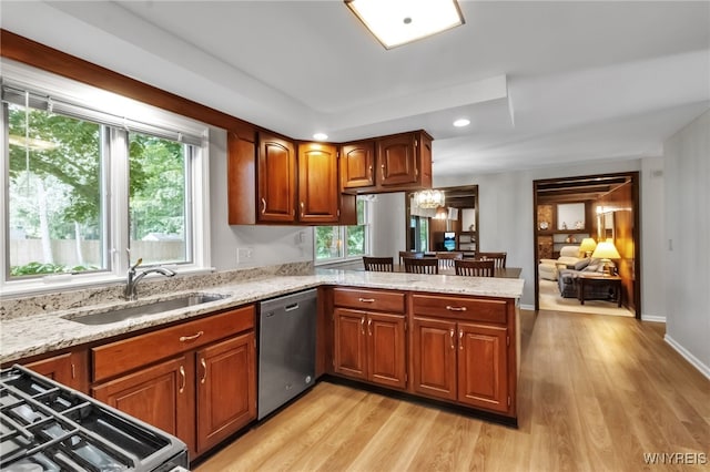 4640 Pine Mnr Unit W, Clarence, NY 14031 - kitchen featuring stainless steel dishwasher, a sink, light wood-type flooring, a peninsula, and plenty of natural light