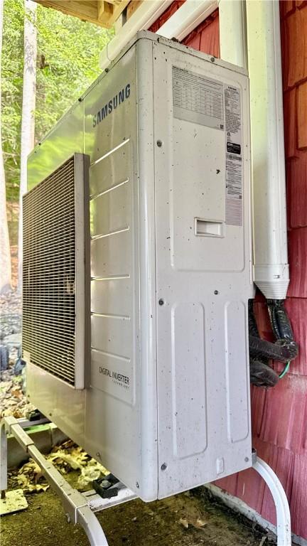 25 Woodside Ave, Oneonta-City, NY 13820 - view of outdoor structure featuring a cooling unit
