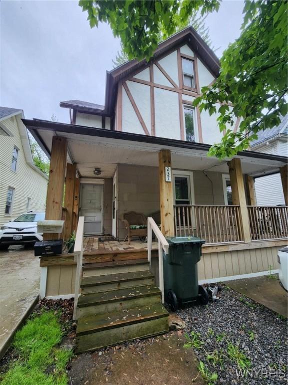 237 Tremont St, North Tonawanda, NY 14120 - view of front facade featuring a porch