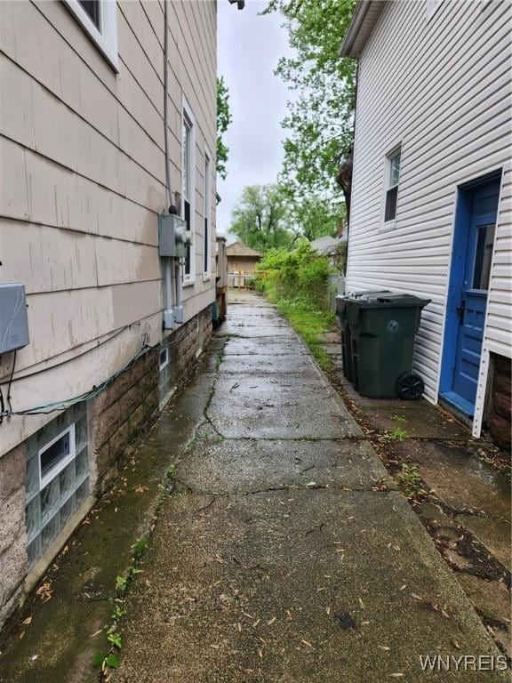 237 Tremont St, North Tonawanda, NY 14120 - view of side of property