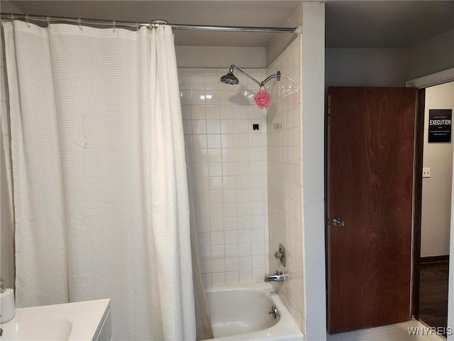 237 Tremont St, North Tonawanda, NY 14120 - full bathroom with vanity and shower / bath combination with curtain