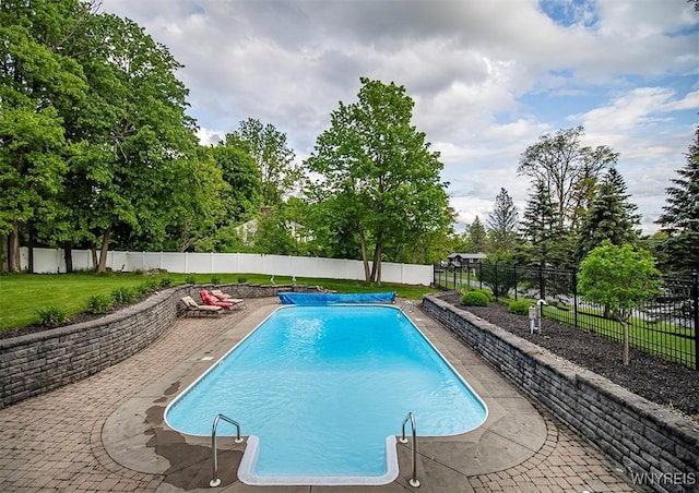 4786 Ormonde Dr, Cazenovia, NY 13035 - view of swimming pool with a patio and view of wooded area