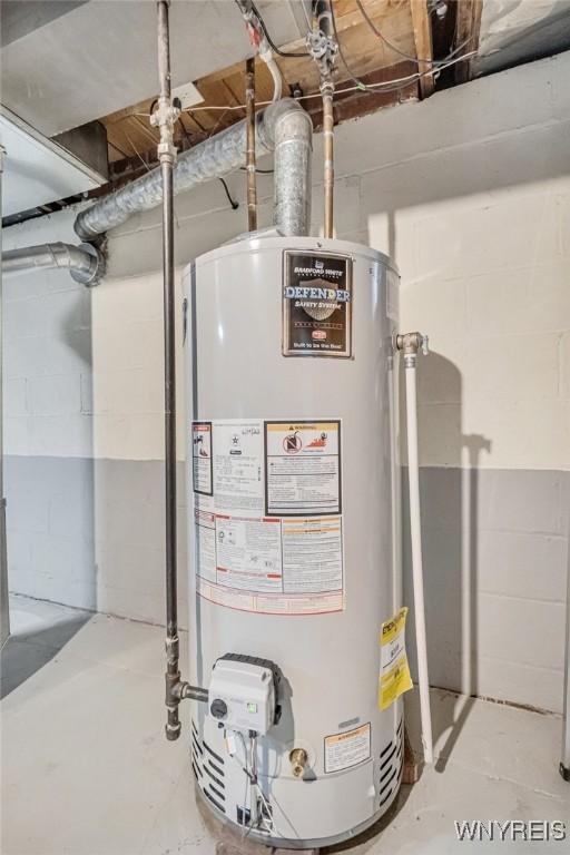370 Mount Vernon Rd, Amherst, NY 14226 - utility room featuring gas water heater