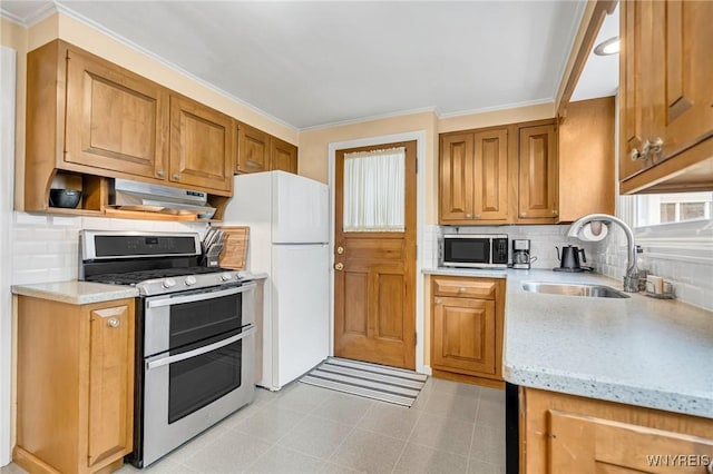 370 Mount Vernon Rd, Amherst, NY 14226 - kitchen featuring stainless steel appliances, under cabinet range hood, a sink, tasteful backsplash, and ornamental molding