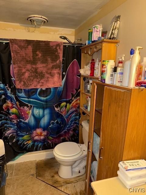 576 County Route 85, Granby, NY 13069 - full bath featuring curtained shower, toilet, and tile patterned floors
