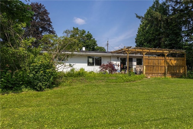 2804 Westinghouse Rd, Horseheads, NY 14845 - back of house featuring a yard