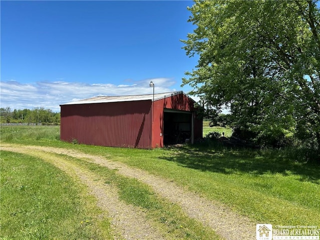 12298 Alleghany Rd, Hanover, NY 14136 - view of pole building with driveway and a yard