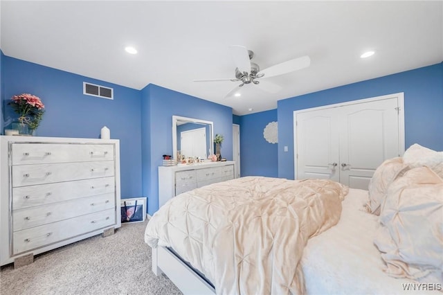 3906 Ontario Dr, Wheatfield, NY 14120 - carpeted bedroom featuring a closet, recessed lighting, and ceiling fan
