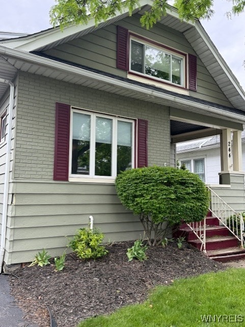 244 Parkwood Ave, Tonawanda-Town, NY 14217 - view of front of home featuring brick siding