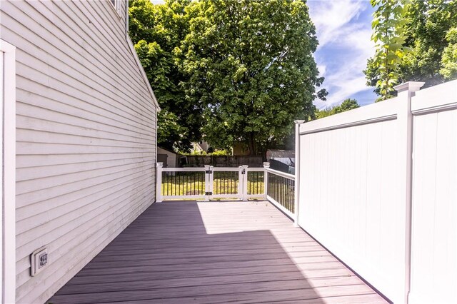 77 Reynolds St, Rochester, NY 14608 - photo 15