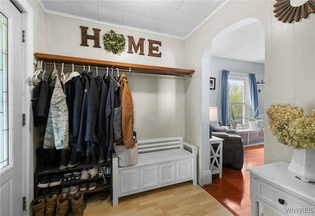 2654 Main St, Newfane, NY 14108 - view of closet