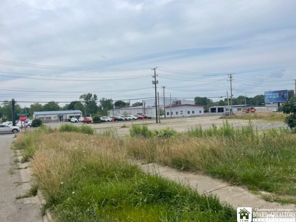 1410 Washington St, Jamestown, NY 14701 - photo 2