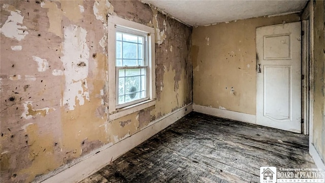 380 Ontario St, Lockport-City, NY 14094 - empty room with baseboards