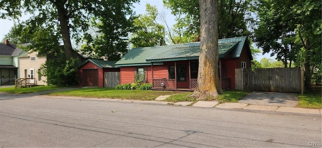 706 Lawrence St, Watertown City, NY 13601 - photo 2