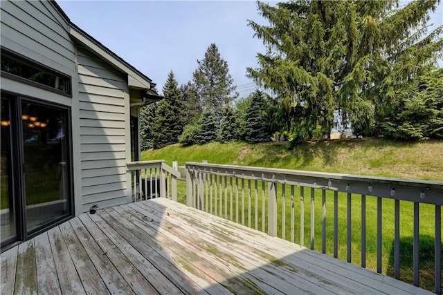 26 Wood Run Commons, Greece, NY 14612 - wooden terrace featuring a lawn