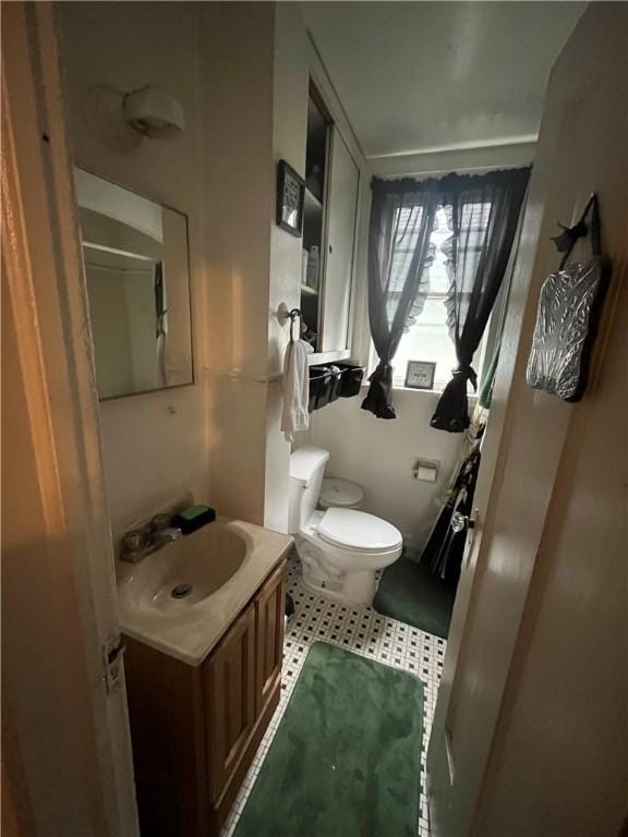 204 Fairgate St, Rochester, NY 14606 - bathroom with vanity and toilet