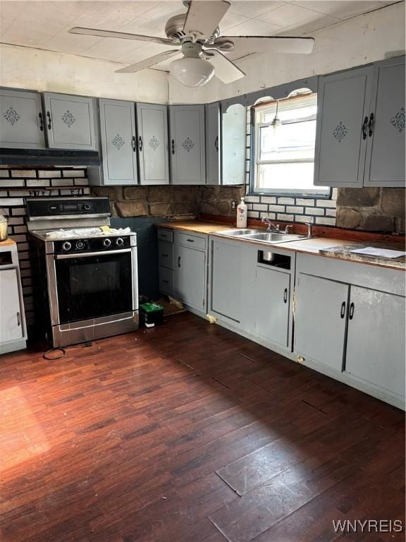 55 Awood Pl, Cheektowaga, NY 14225 - kitchen with range, gray cabinetry, dark wood-type flooring, ceiling fan, and range hood