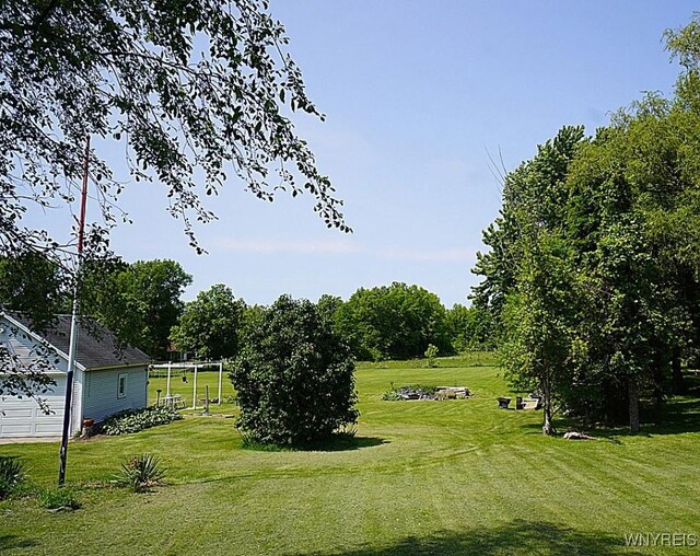 2477 Ridge Rd, Lewiston, NY 14131 - view of grassy yard