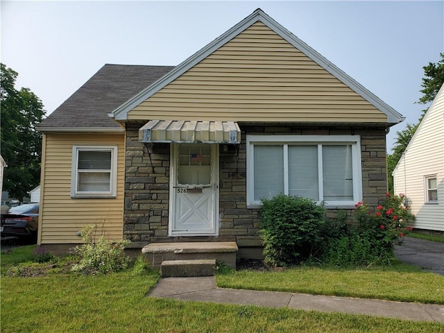 526 Winchester St, Rochester, NY 14615 - view of front of property featuring stone siding