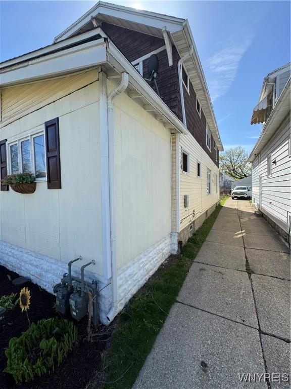 44 Freeman St, Buffalo, NY 14215 - view of home's exterior