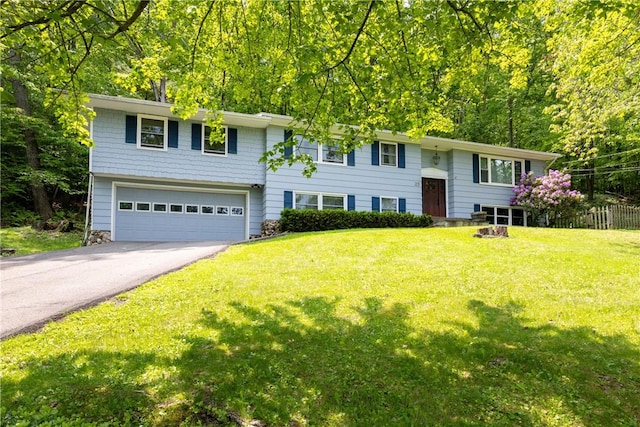 25 Highland Dr, Corning-City, NY 14830 - raised ranch with a garage, driveway, and a front yard