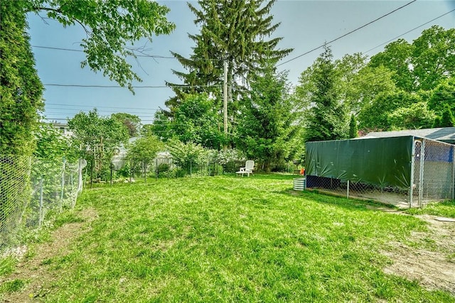 350 Colebourne Rd, Rochester, NY 14609 - view of yard