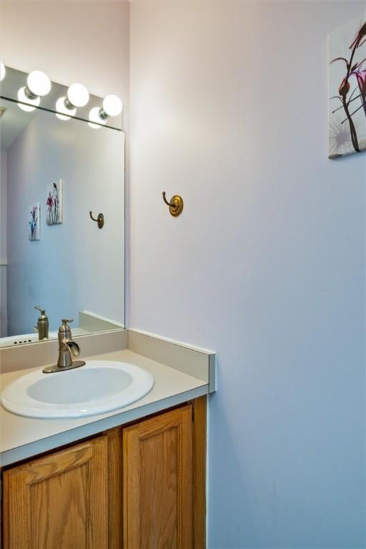 8 Harrier Cir, Henrietta, NY 14623 - bathroom featuring vanity