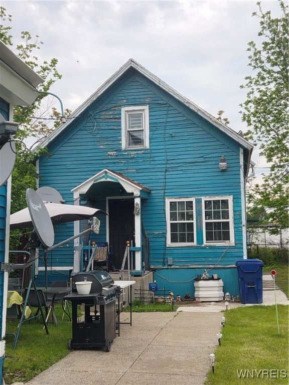 135 Strauss St, Buffalo, NY 14212 - photo 2