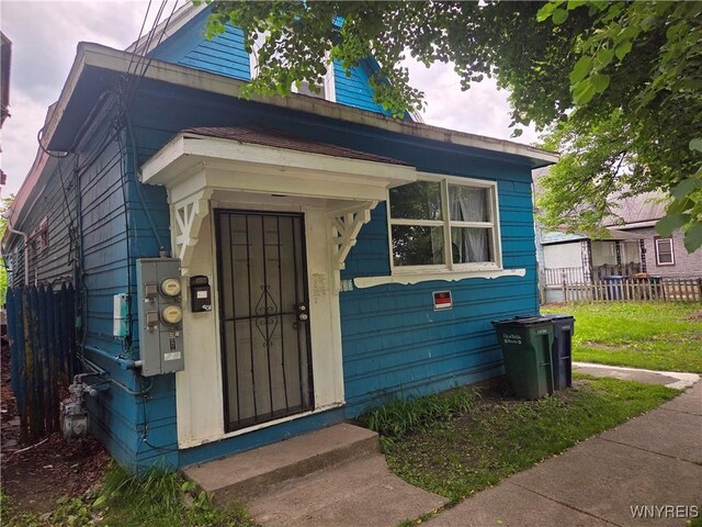 135 Strauss St, Buffalo, NY 14212 - photo 3