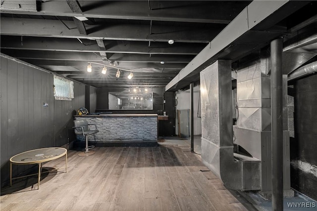 1934 Welch Ave, Niagara Falls, NY 14303 - below grade area with wood finished floors and a dry bar