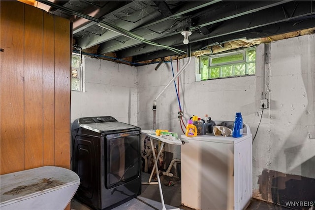 1934 Welch Ave, Niagara Falls, NY 14303 - washroom with washer and dryer