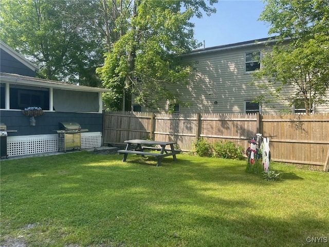 207 E Elm St, Oneida-Inside, NY 13421 - view of yard