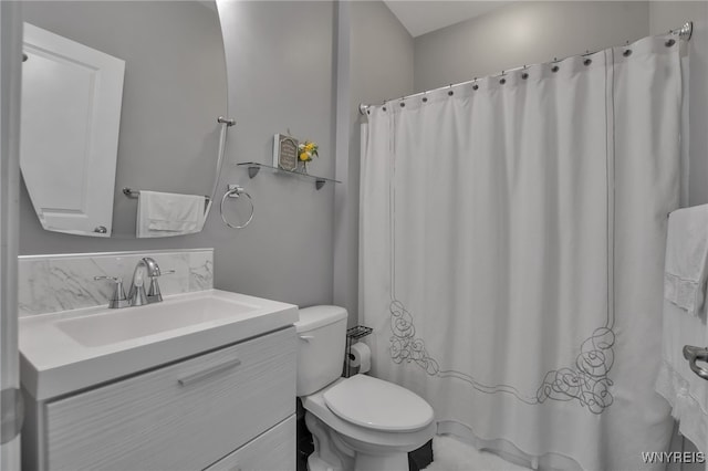 27 Skylark Ln, Wheatfield, NY 14304 - full bathroom with toilet, vanity, and a shower with shower curtain